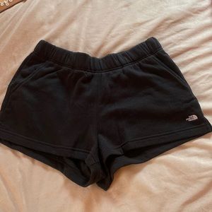 Women’s North Face Shorts NWT LARGE